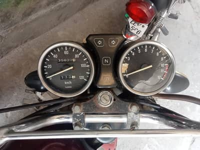 Suzuki GS 150
