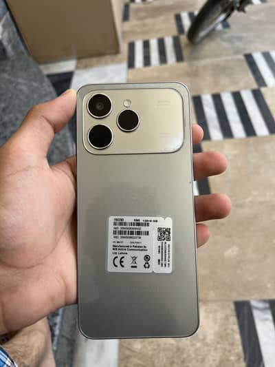 Tecno spark 40