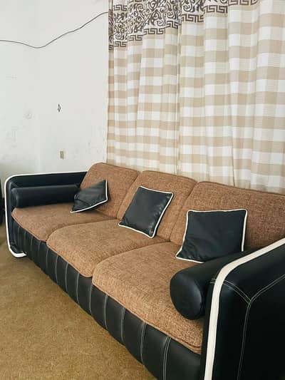 Imported 5 seater sofa set Almost new 03320364301