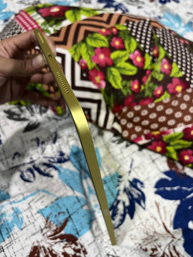 Ipad 11th generation A16 1