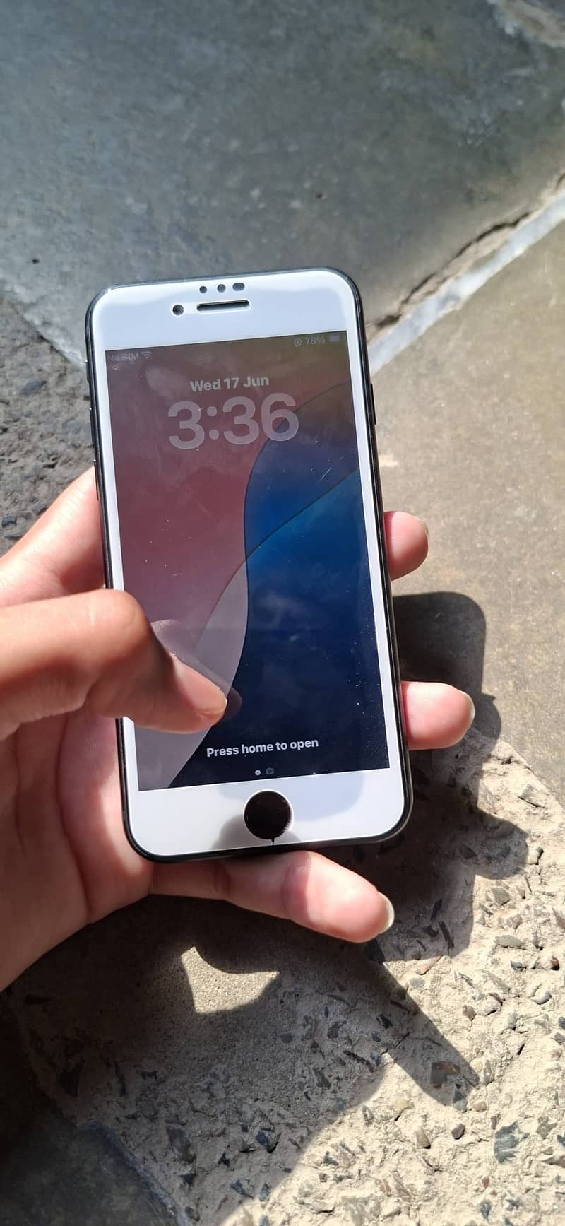 Apple iPhone SE 4