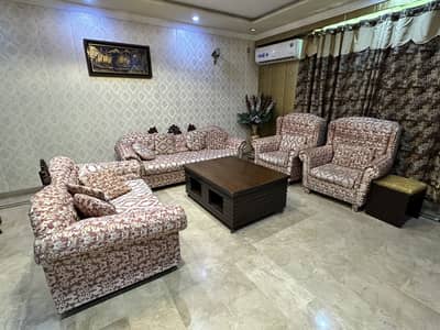 LOUNGE SOFAS ( 3 + 2 + 1 + 1 )