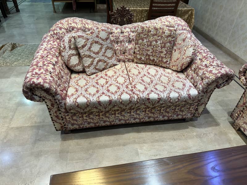 LOUNGE SOFAS ( 3 + 2 + 1 + 1 ) 4