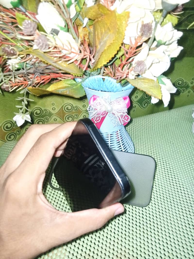 Apple iPhone 15 plus 2