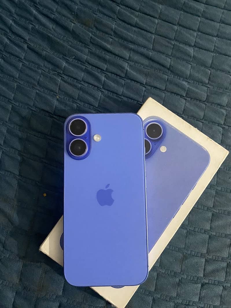 Apple iPhone 16 1