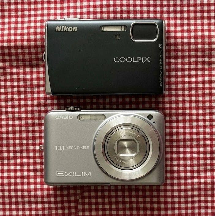 digital camera 0