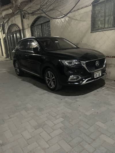 MG HS 2021