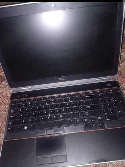 dell ram 4. .  hdd 320gm 3 hrs battery timing