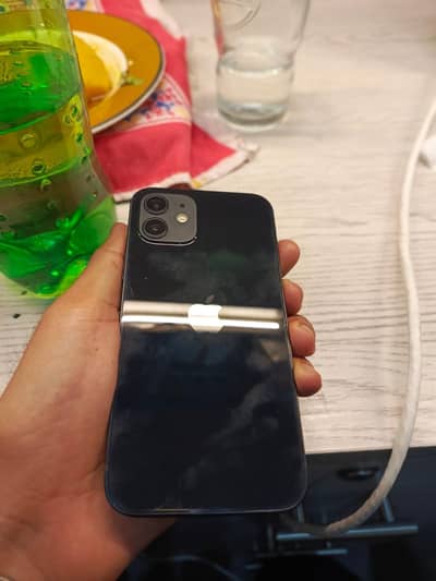 Apple iPhone 12
