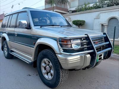 Mitsubishi Pajero 1993