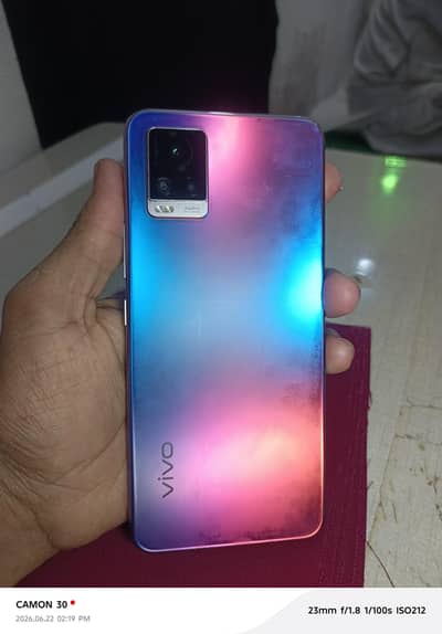 Vivo V20