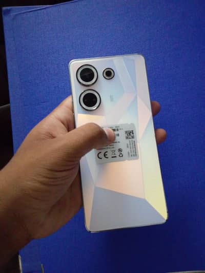 Tecno CAMON 20