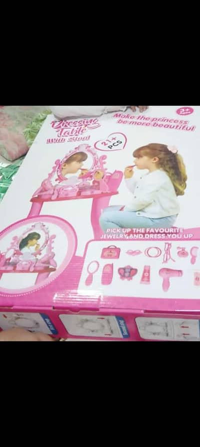 Dressing set for girls