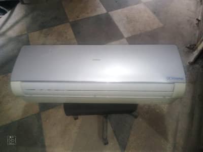 Haier 1.5 ton DC inverter ac
