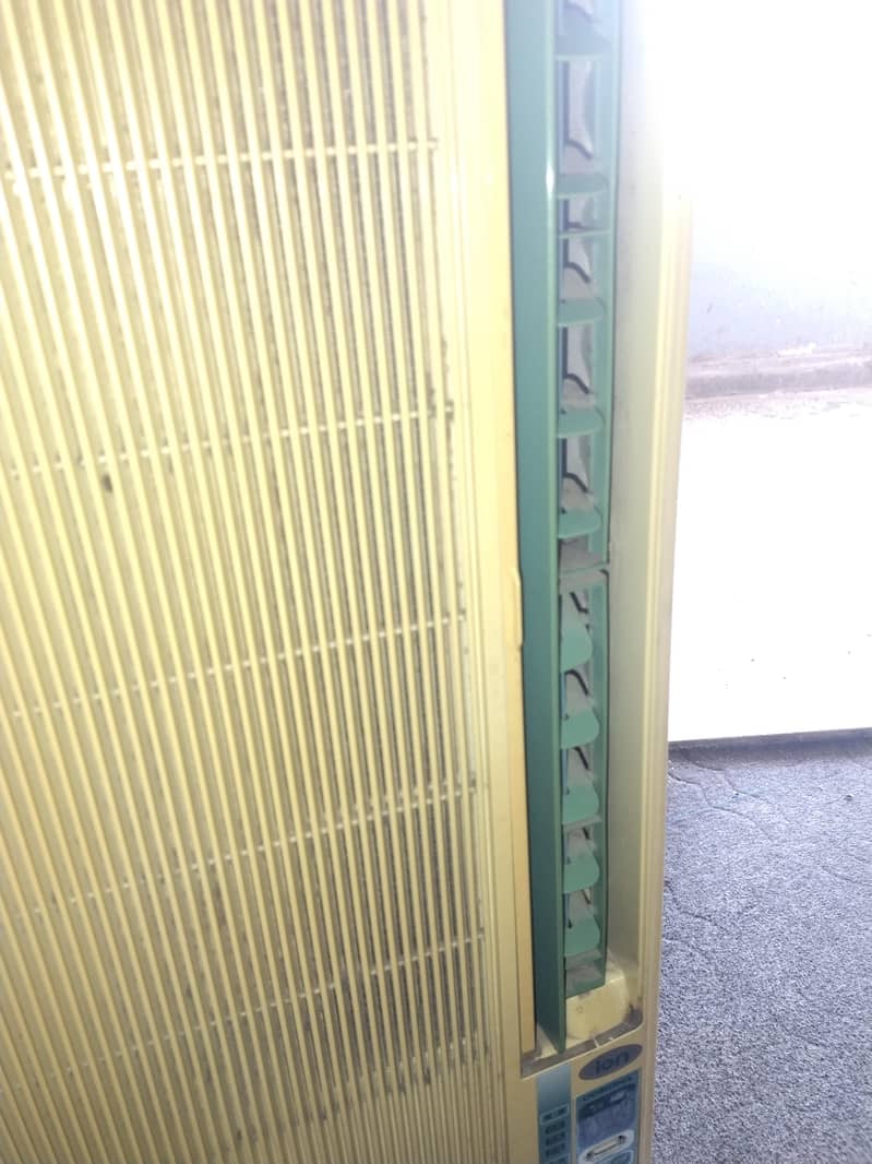 Window Ac With stabilizer 0