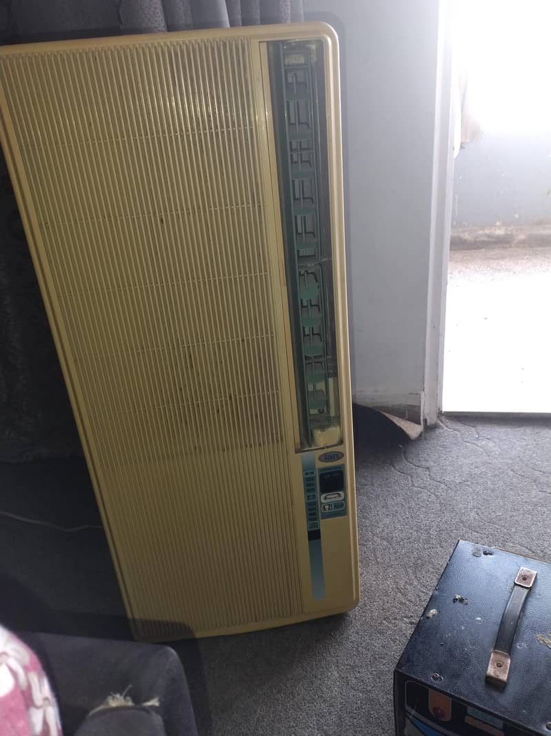 Window Ac With stabilizer 3