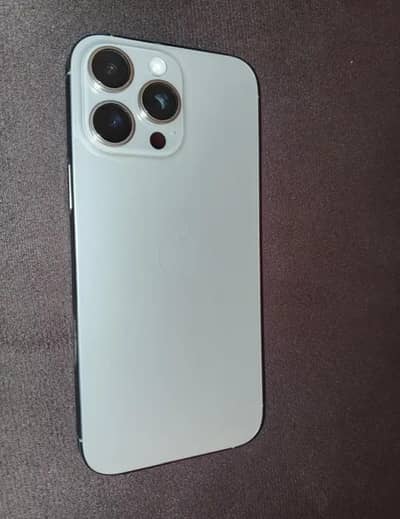 Apple iPhone 16 Pro Max