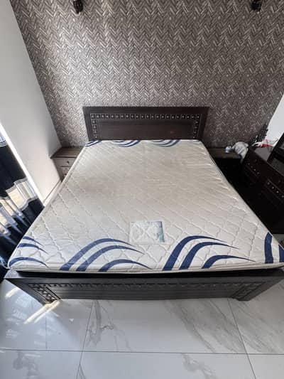 Alkhair double bed spring mattresses in good condition