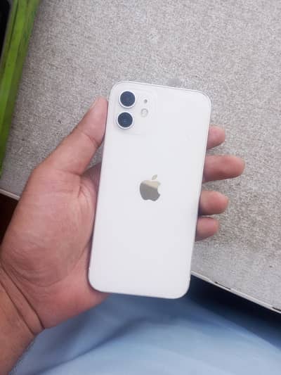 Apple iPhone 12