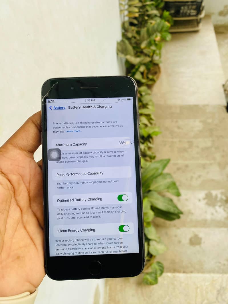 Apple iPhone 8 Plus 11