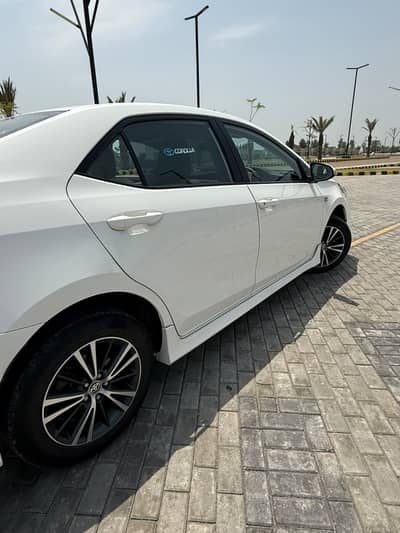 Toyota Corolla Altis 2021