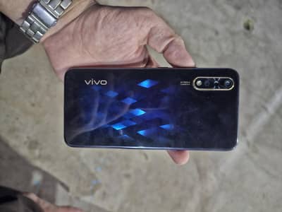 Vivo S1