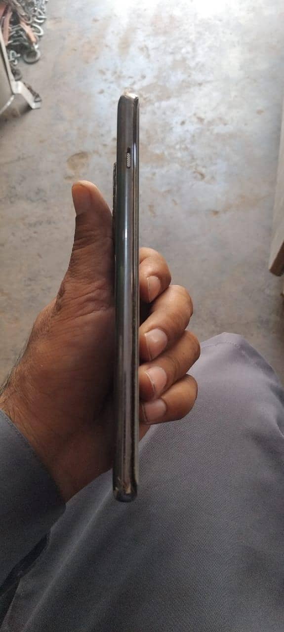 One Plus 4