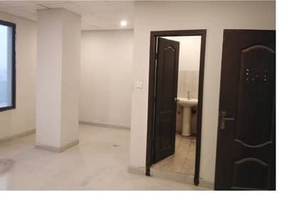 Area 350 Square Feet Brand New Corporation Office Available For Rent In Main Boulevard Road Gulberg 3 Lahore