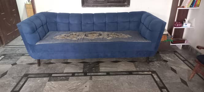 Sofa Set 5 seater in almost new