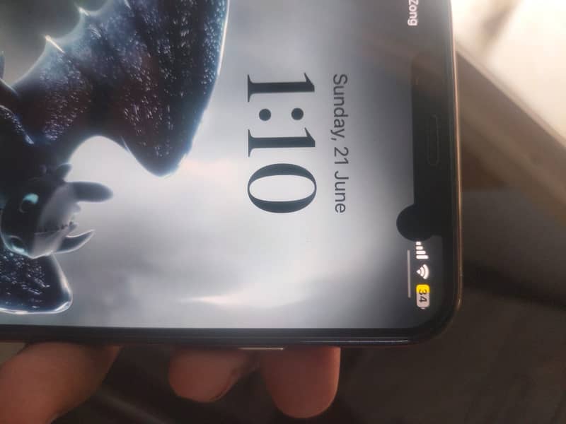 Apple iPhone XS Max 1