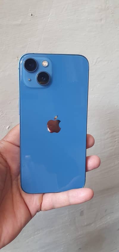 Apple iPhone 13