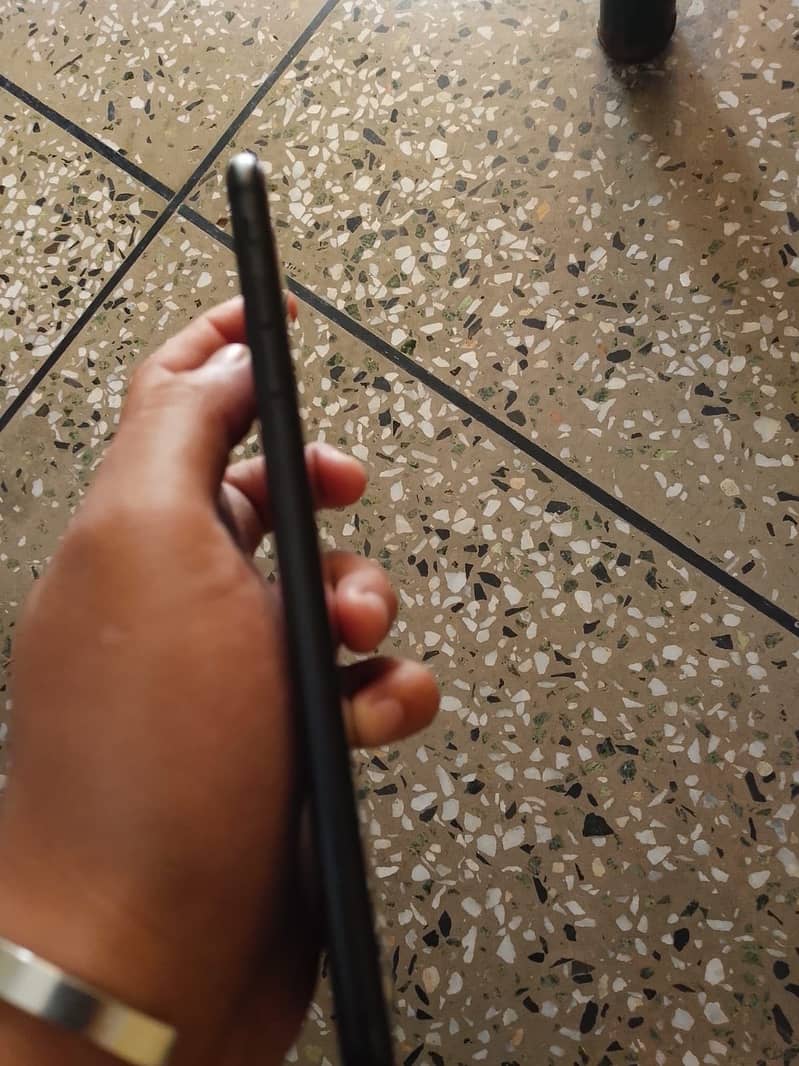 Apple iPhone 7 Plus 2