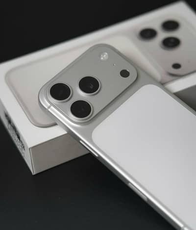 iPhone 17 Pro Silver 256GB Non PTA JV Complete Box   12 13 14 15 16 17