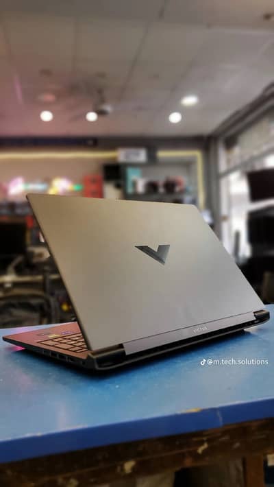 Victus by HP Laptop 16-d1xxx