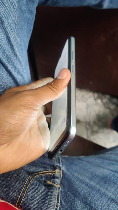 Vivo Y33s