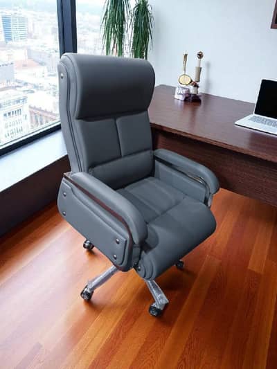 Executive High-Back Luxury Office Chair