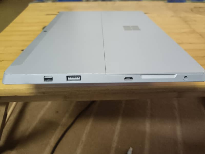 Microsoft Window Tablet(Surface) 6