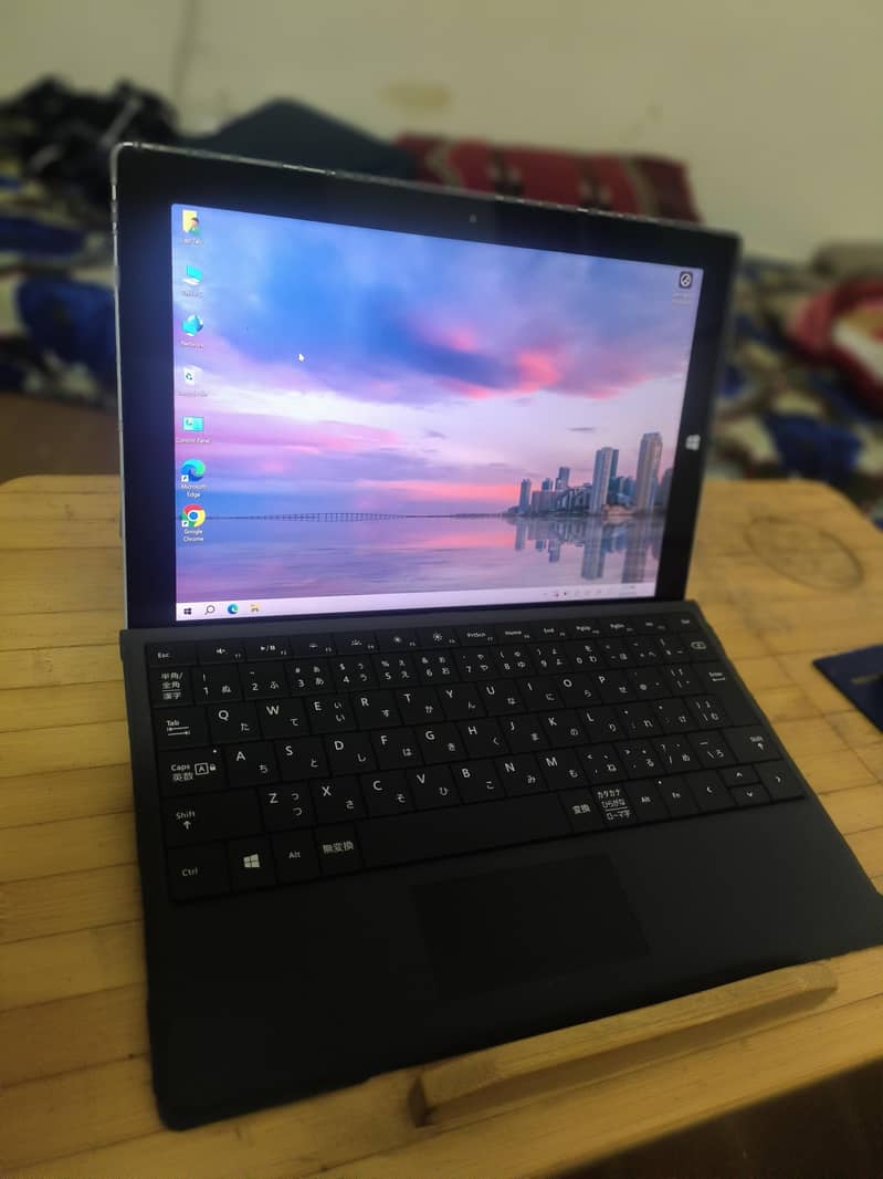 Microsoft Window Tablet(Surface) 11