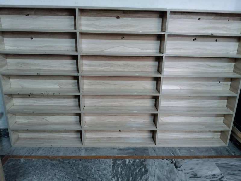 2 Same  benches  1 table 2 Racks 1