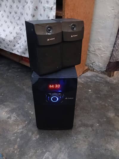 Vision 35 10/10 Condition