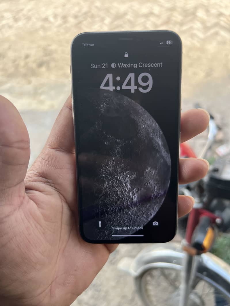 Apple iPhone X 2