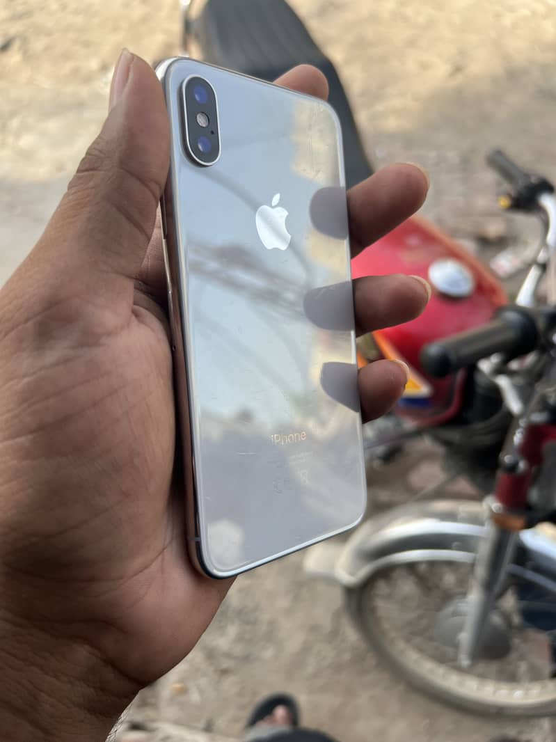 Apple iPhone X 3