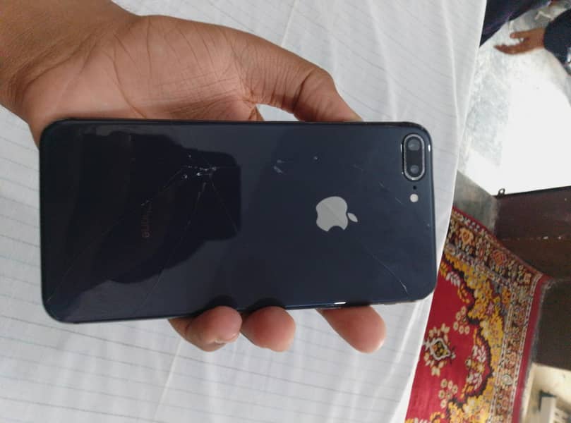 iphone 8 plus 1