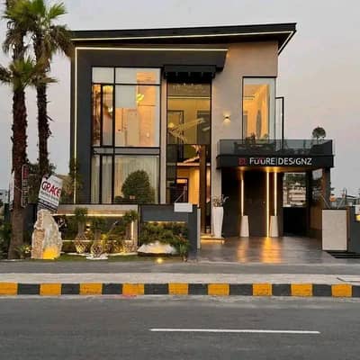1 Kanal Brand New Luxury Furnished House for Rent in a Prime Location of Bahria Town, Lahore.