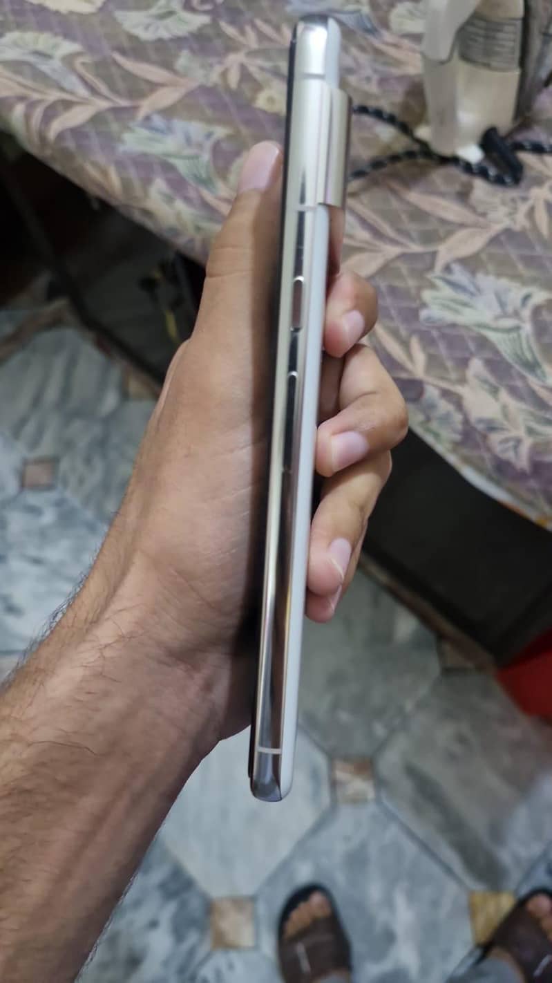 Google Pixel 8 Pro 1