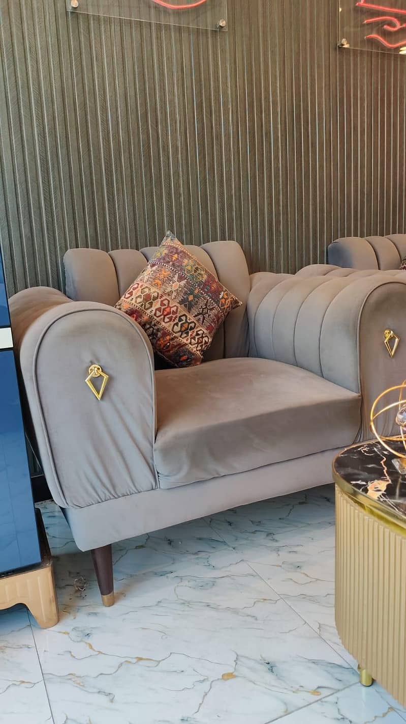 5 seater 0