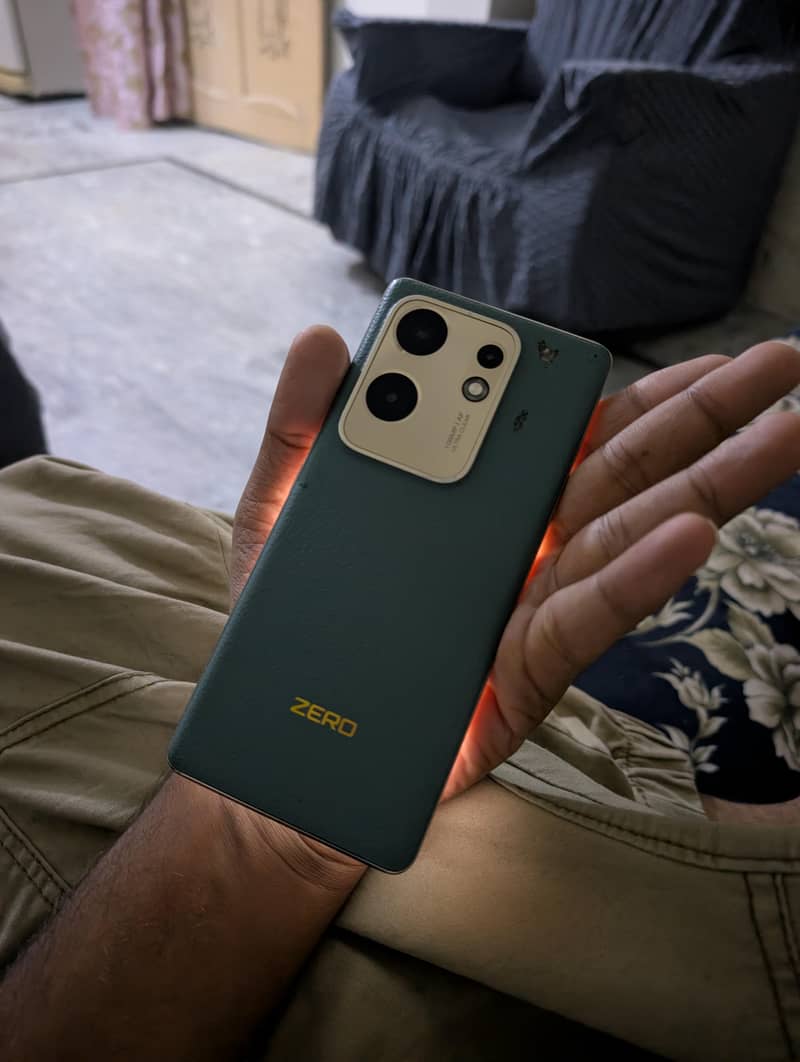 Infinix Zero 30 1