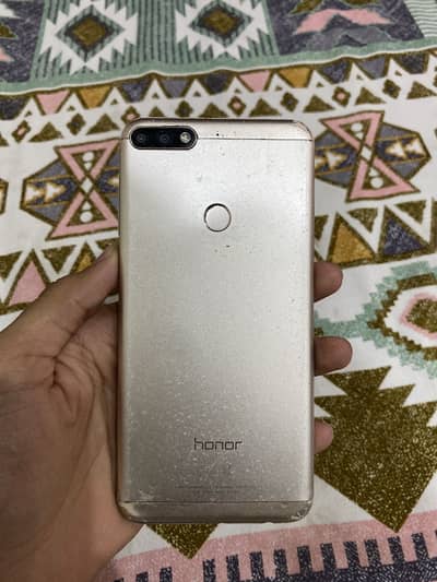 Honor 7C