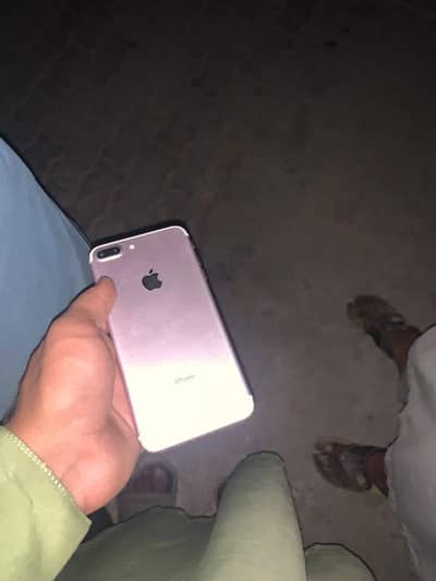 Apple iPhone 7 Plus read add