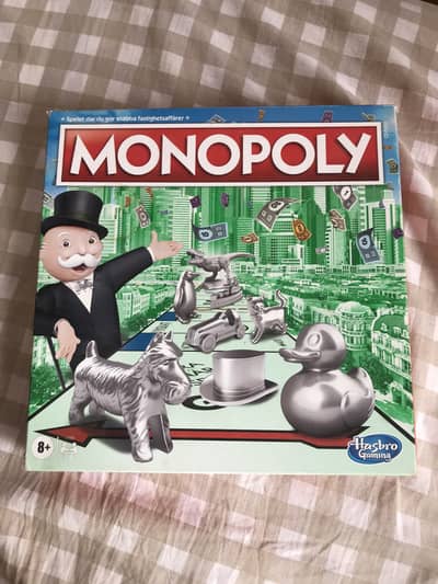 Europe monoply kit everything still original and everything still hav